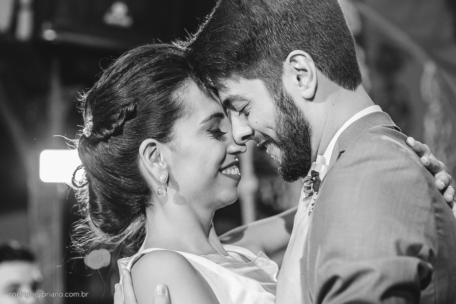 fotografo-casamento-narayana-guilherme-espacoquintal-sp-53